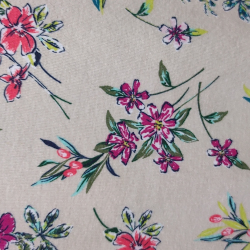 Time And Tru Women's All Cotton Elbow Sleeve Scoop Neck Floral Pullover Tee - Picture 8 of 9